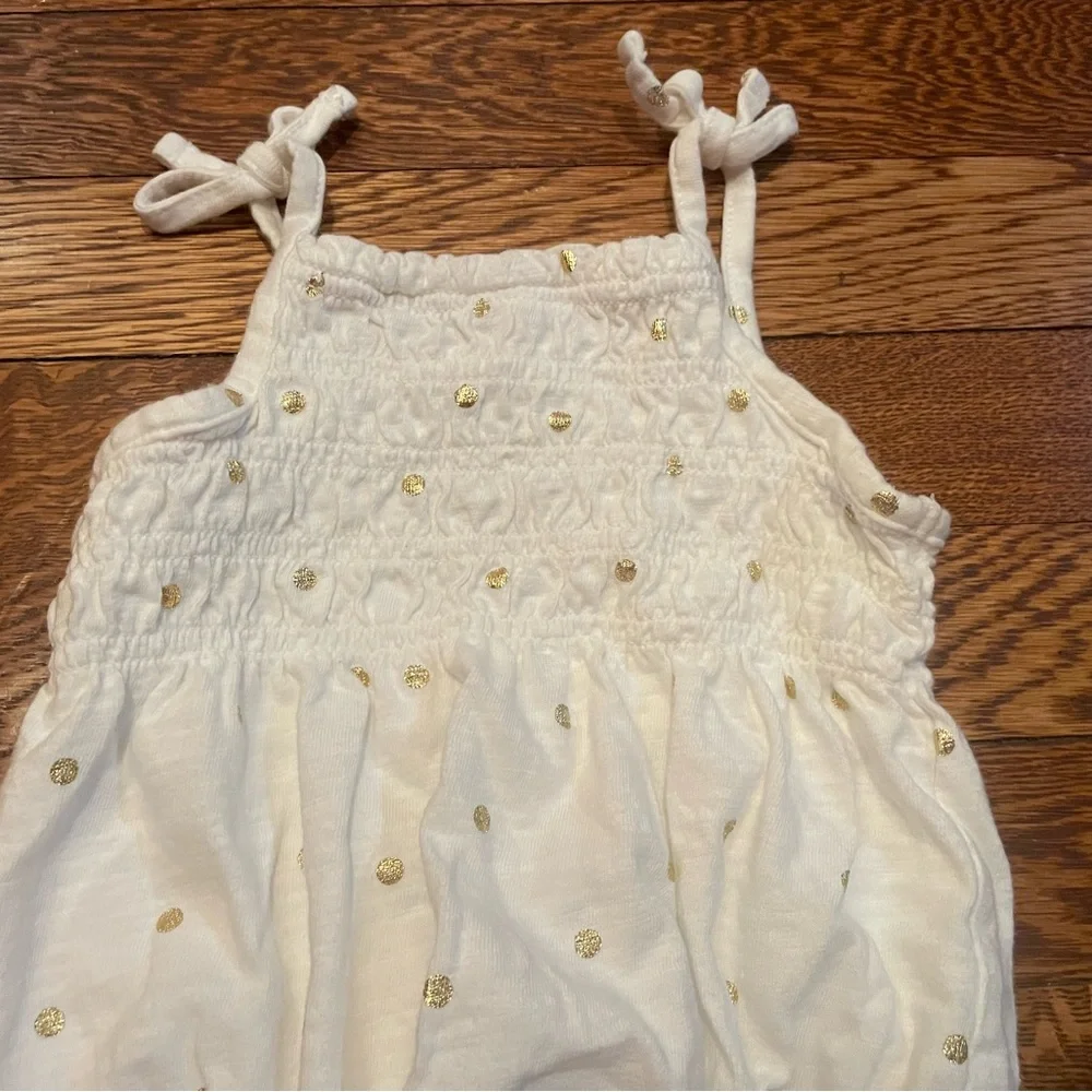 Baby GAP White & Gold Polka Dot Smocked Shorty Bubble Romper Size 6-12 Months
